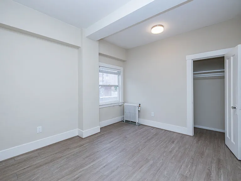 650 Ellis — Photo 10
