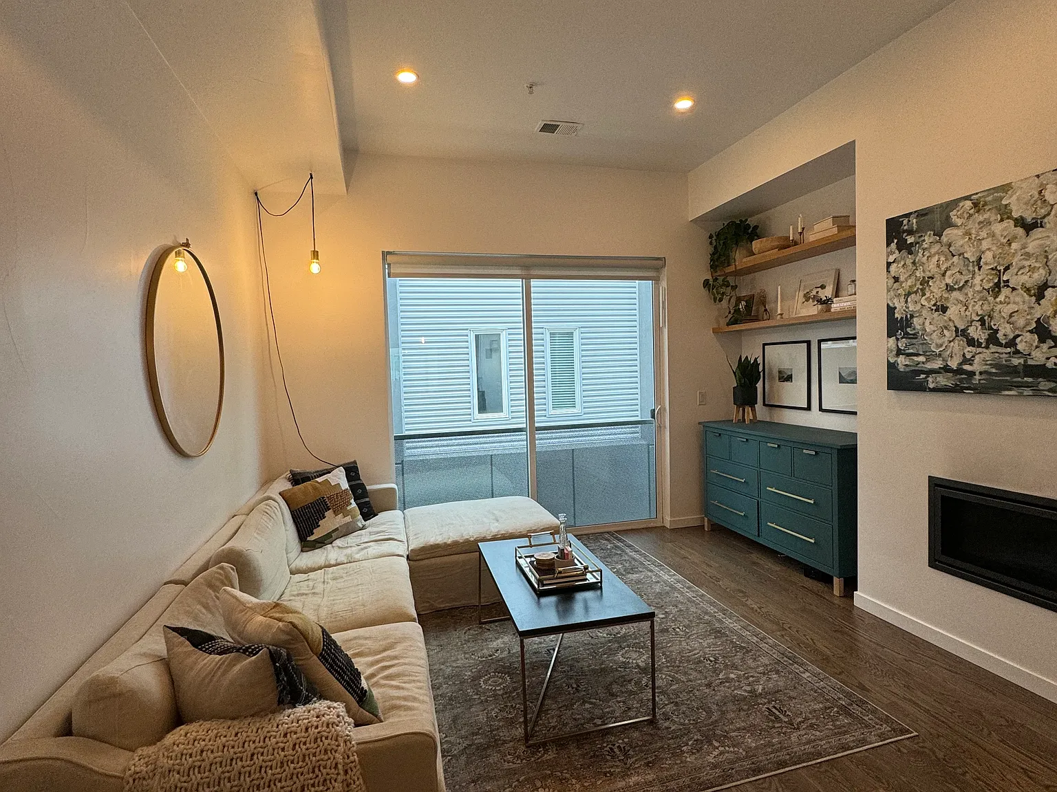 2 bed, 1241 sqft, $3,200 — Photo 4