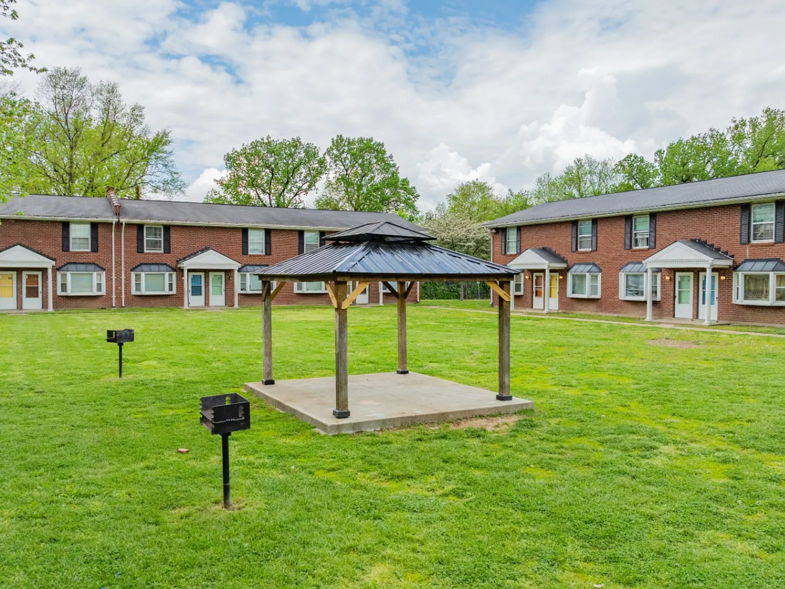 Carpenter Apartments — Photo 3