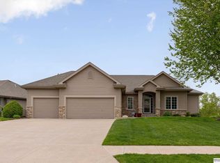 7509 S 170th St, Omaha, NE 68136
