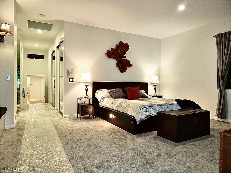 341 S Meadows Ave — Photo 28
