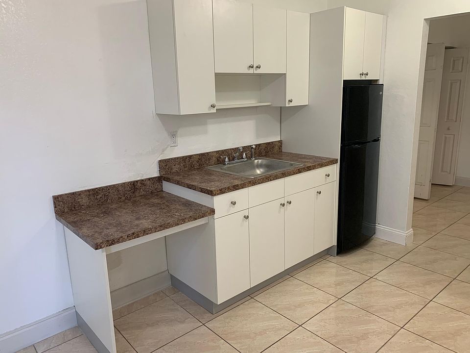 1st image of 20313 NW 42nd Ct
