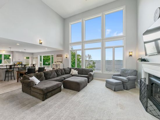 10460 Kismet Isle, Chisago City, MN 55013
