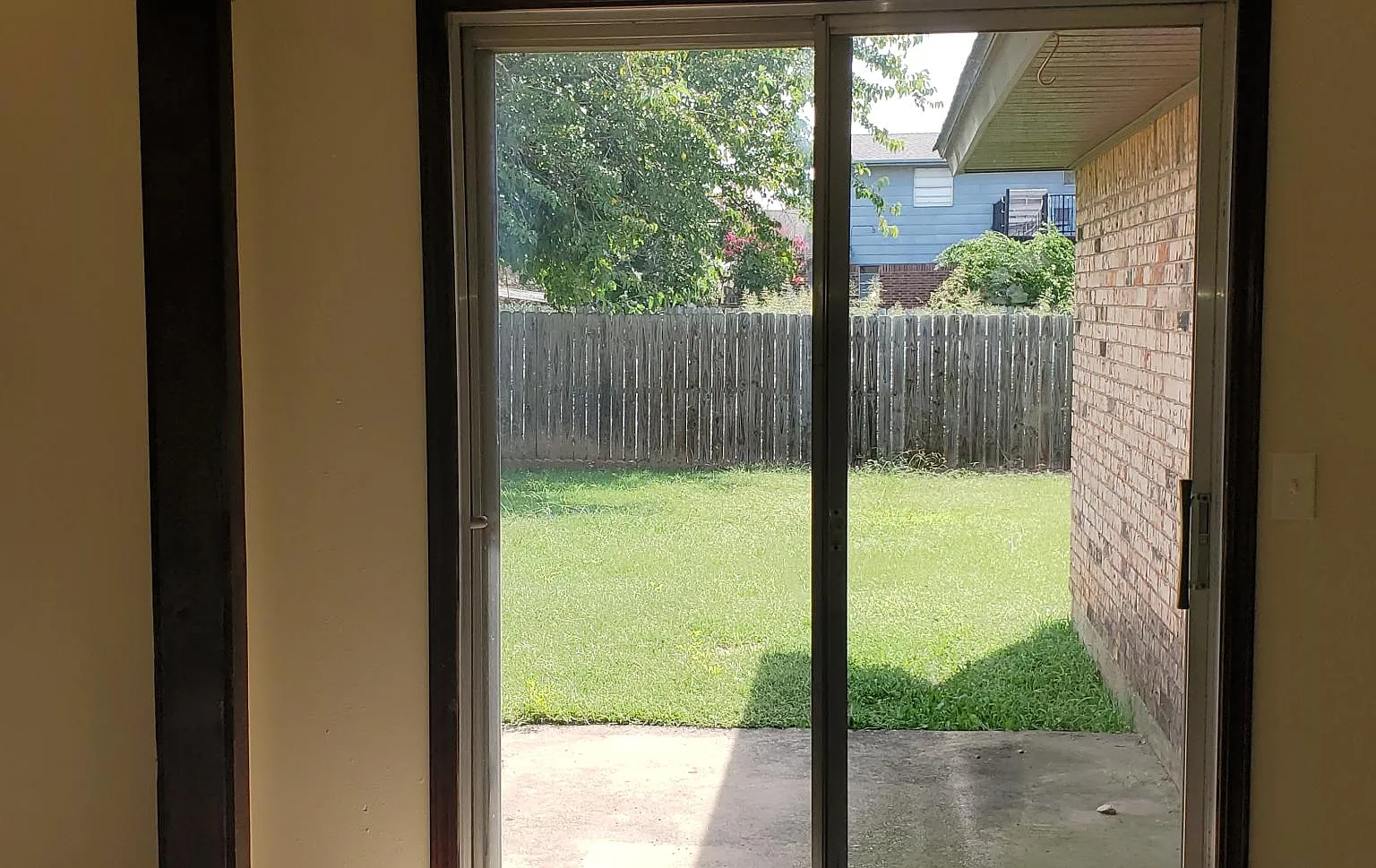 1116 Kings Ct — Photo 4