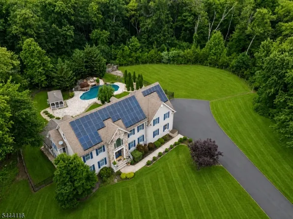 164 E Mountain Rd, Hillsborough Twp., NJ 08844