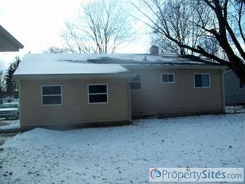 4th image of 3332 Grantsburg Dr