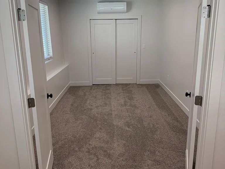 120 N 500 E — Photo 29
