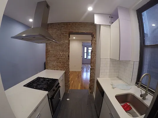 Rented by Bohemia Realty Group | media 45