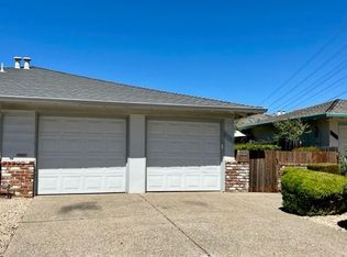 5321 Park Highlands Blvd APT B, Concord, CA 94521