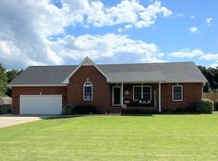 2467 Lights Chapel Rd, Greenbrier, TN 37073