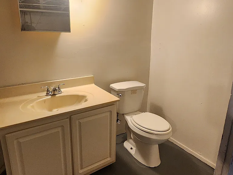 2528 Robb St — Photo 28