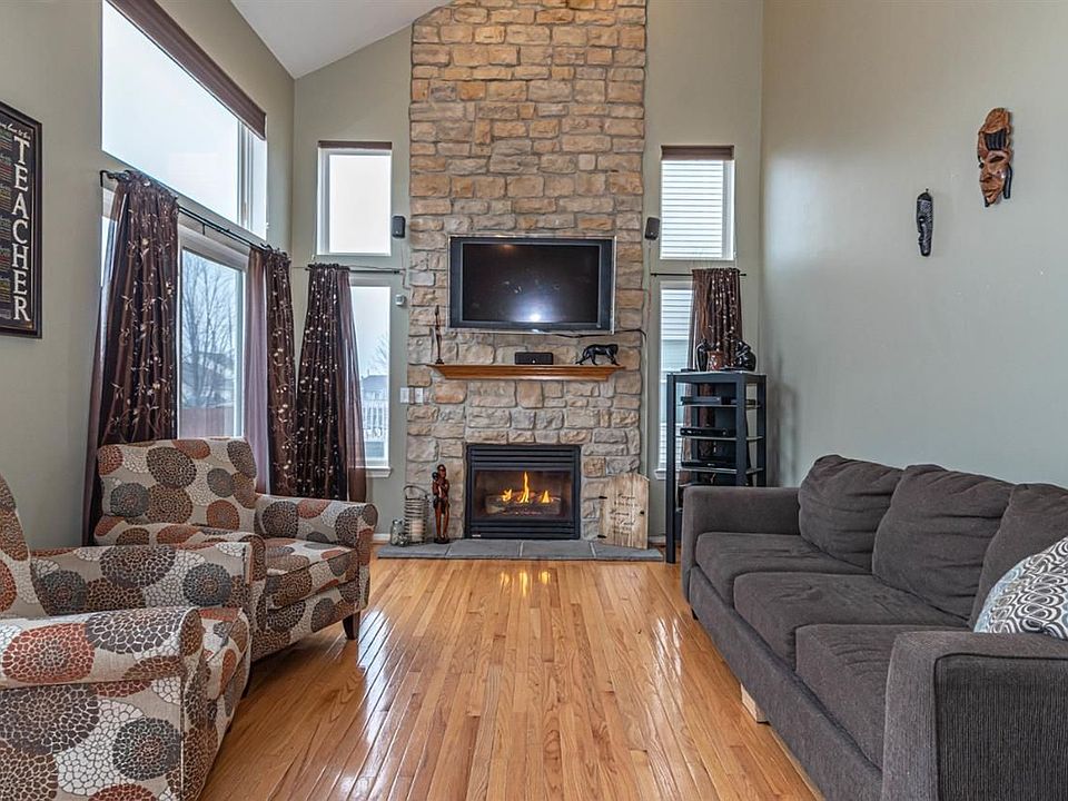 1st image of 7295 Spy Glass Ln