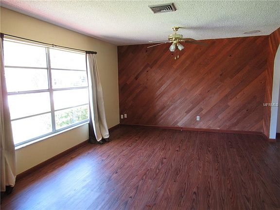 3rd image of 2950 166th Ave N