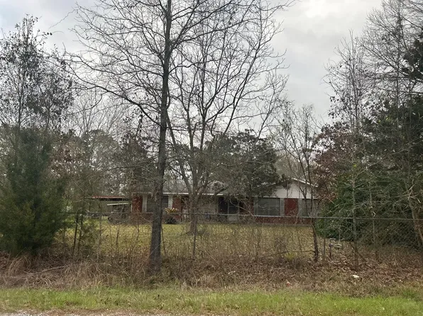 218 W Bryant Rd, Center Point, LA 71323