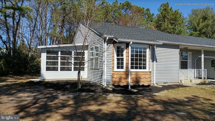 1st image of 11A Ardsley Ave #64