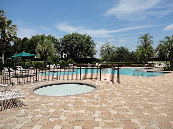 5th image of 11141 Birkdale Ct