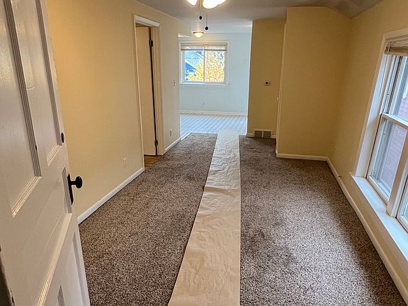 4th image of 32 Mariner St #2