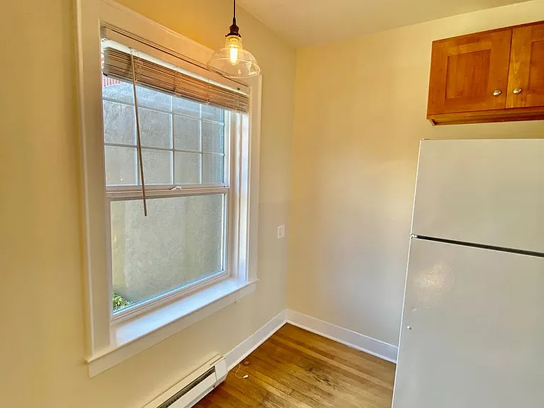 Washington Irving Apartments — Photo 11