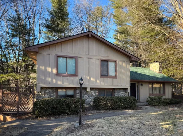 7 Gardenwood Ln, Asheville, NC 28803