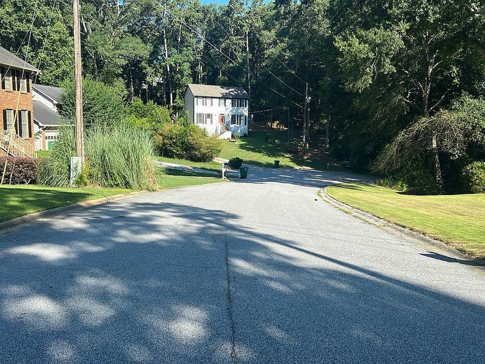 2nd image of 4638 Robie Rd SW