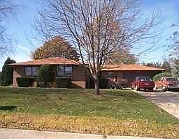 1st image of 1506 Longwood Dr