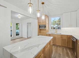 7518 Caillet St, Dallas, TX 75209