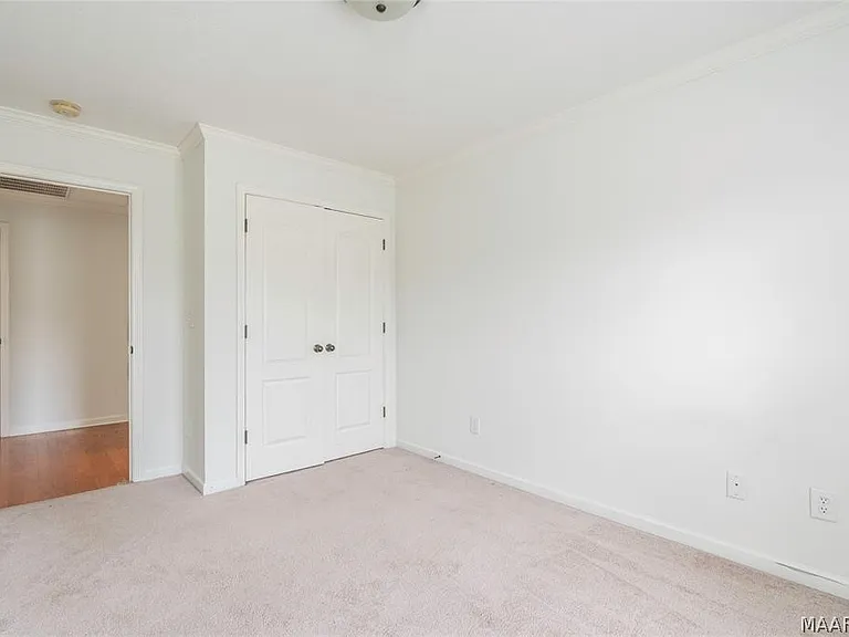 8725 Lindsey Ln — Photo 19