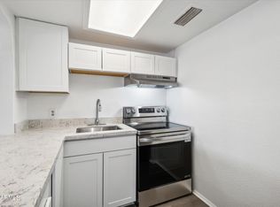 6302 N 64th Dr APT 17, Glendale, AZ 85301