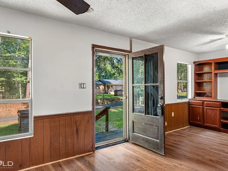 4314 Kristin Dr — Photo 5