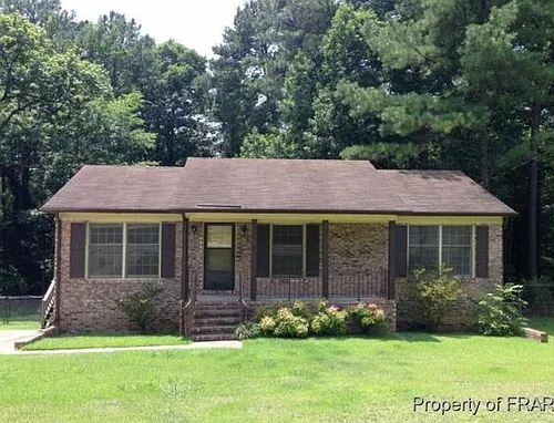 700 Woodclift Dr Photo 1