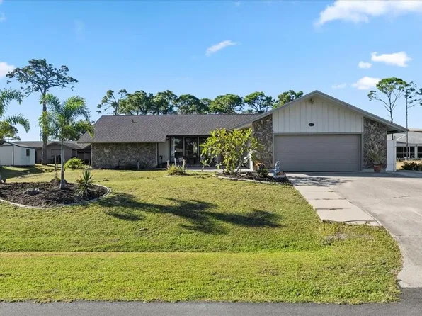 1041 Schooner Ln, Englewood, FL 34224