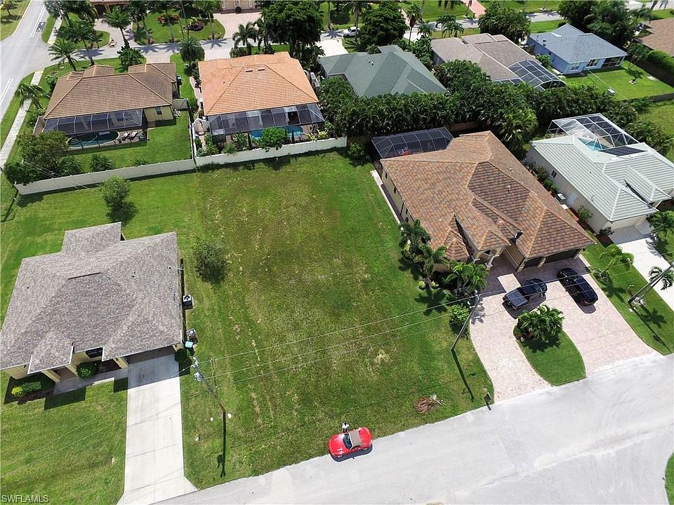 1st image of 2806 SW 44th Ter