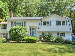 130 Ferncroft Rd, Tewksbury, MA 01876