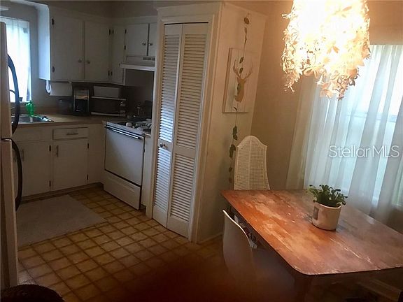 5th image of 1680 Walnut Ave