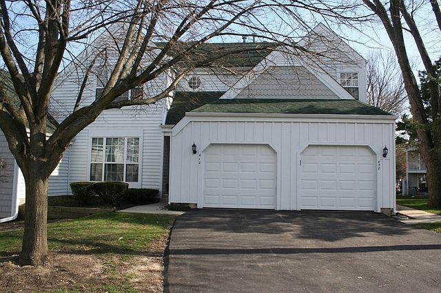 1st image of 410 Hill Ct