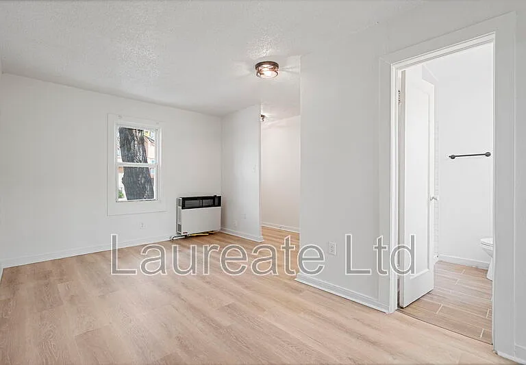 2631 W Pikes Peak Ave — Photo 5