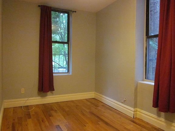 3rd image of 726 Franklin Ave Ste 2