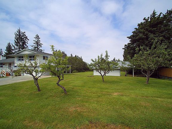 3rd image of 1011 E Grant Ave