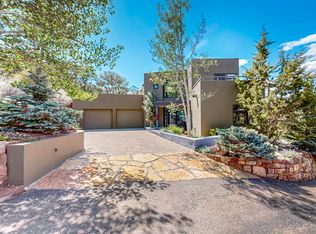 1370 Tesuque Creek Rd, Santa Fe, NM 87501