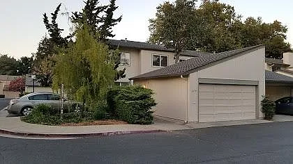 1074 Regency Knoll Dr photo 1