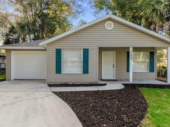 2588 County Road 426e, Lake Panasoffkee, FL 33538