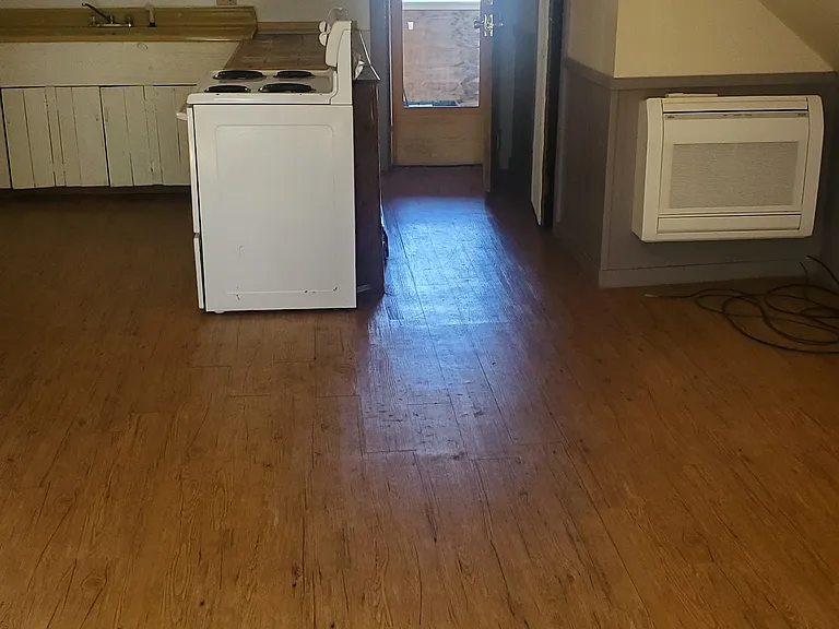 27 Williston St #2 — Photo 5