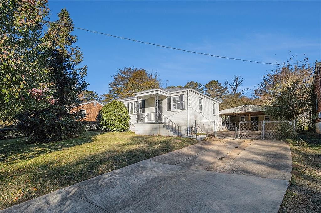 ◎さま　GA HOUSES① 2631 Godfrey Dr NW, Atlanta, GA 30318 | Zillow
