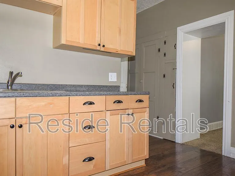 502 W Center St #1 — Photo 5