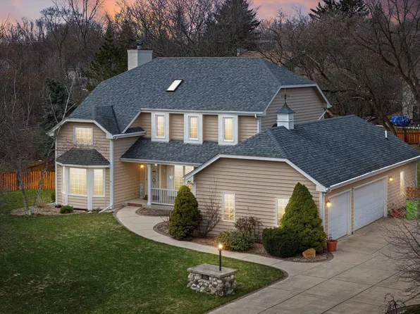 W192S6797 Bluegrass DRIVE, Muskego, WI 53150