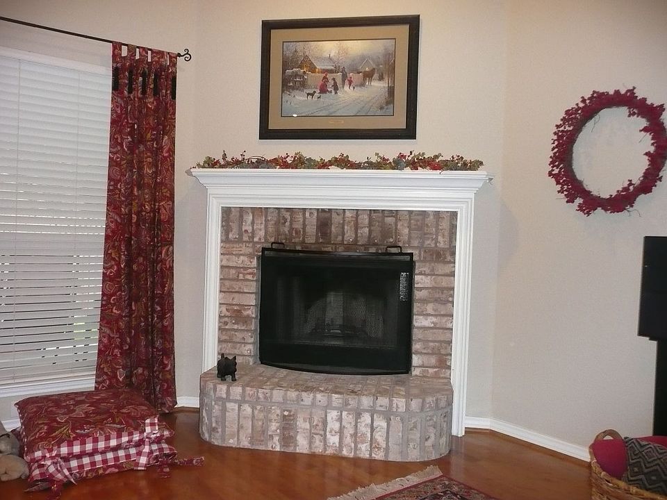 1st image of 6713 Lucas Ln