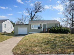 8520 Ava Dr, Saint Louis, MO 63123