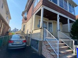 152 Market St, Garfield, NJ 07026