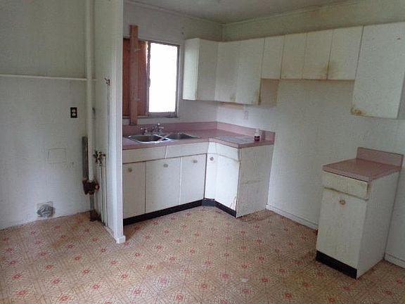 3rd image of 4159 Williamson Dr