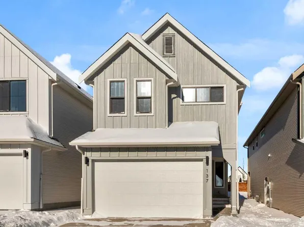 137 SE Copperhead Rd SE, Calgary, AB T2Z 5G9